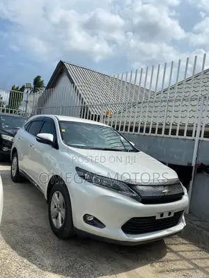 Toyota Harrier 2014 White