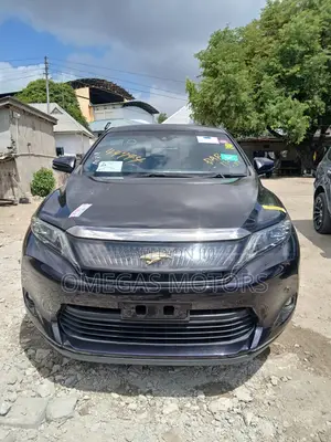 Toyota Harrier 2.0 4WD 2015 Gray