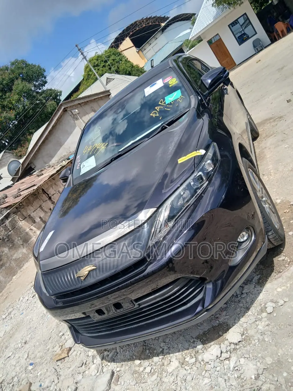 Toyota Harrier 2.0 4WD 2015 Gray