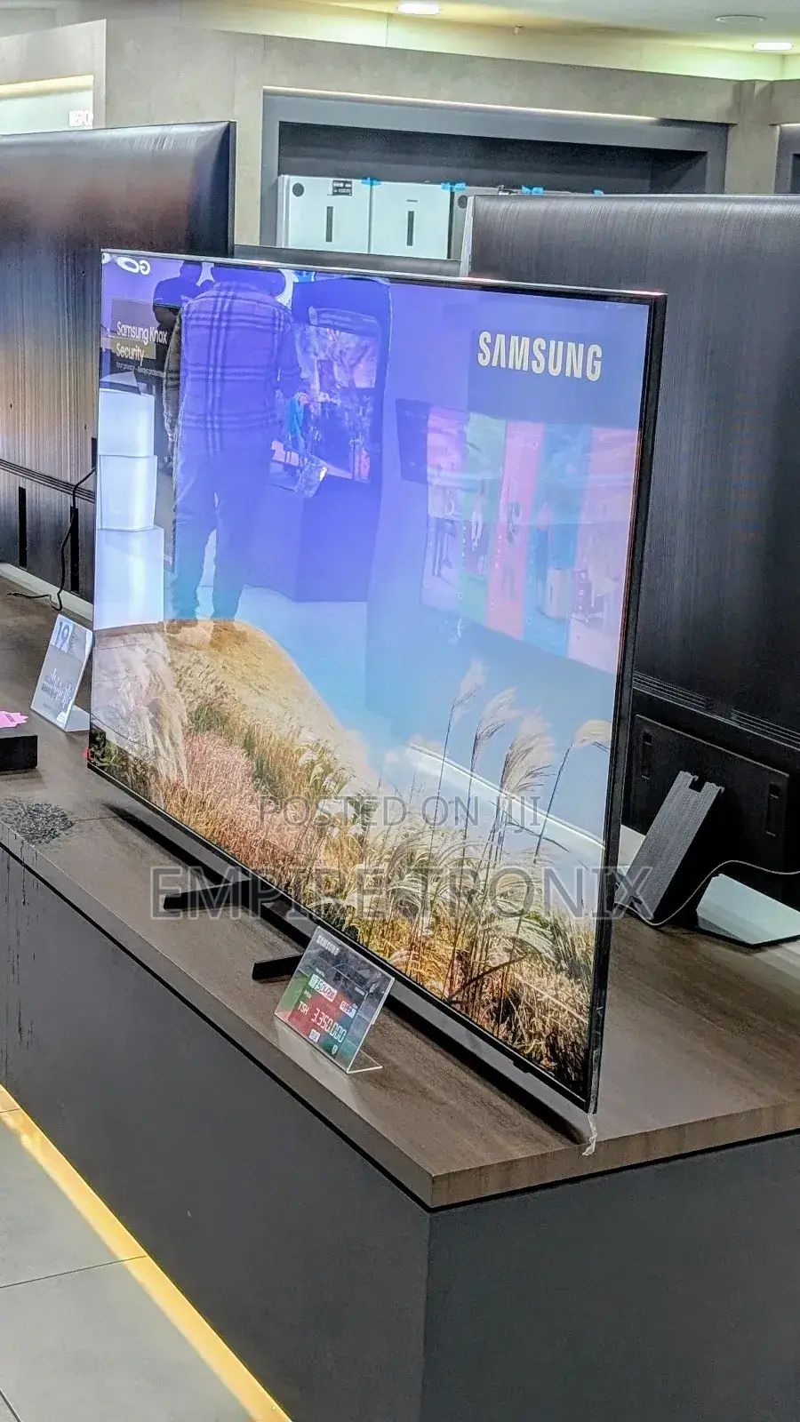 Samsung 75" Crystal Uhd 75du7000 Smart Tv