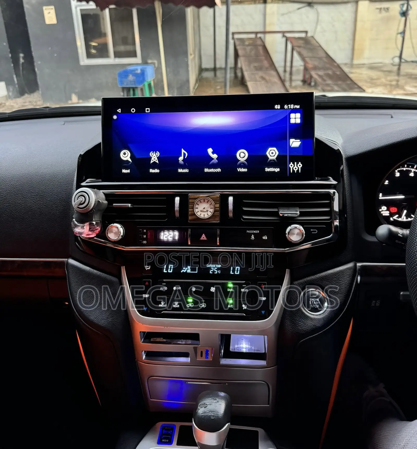 Toyota Land Cruiser 2013 White