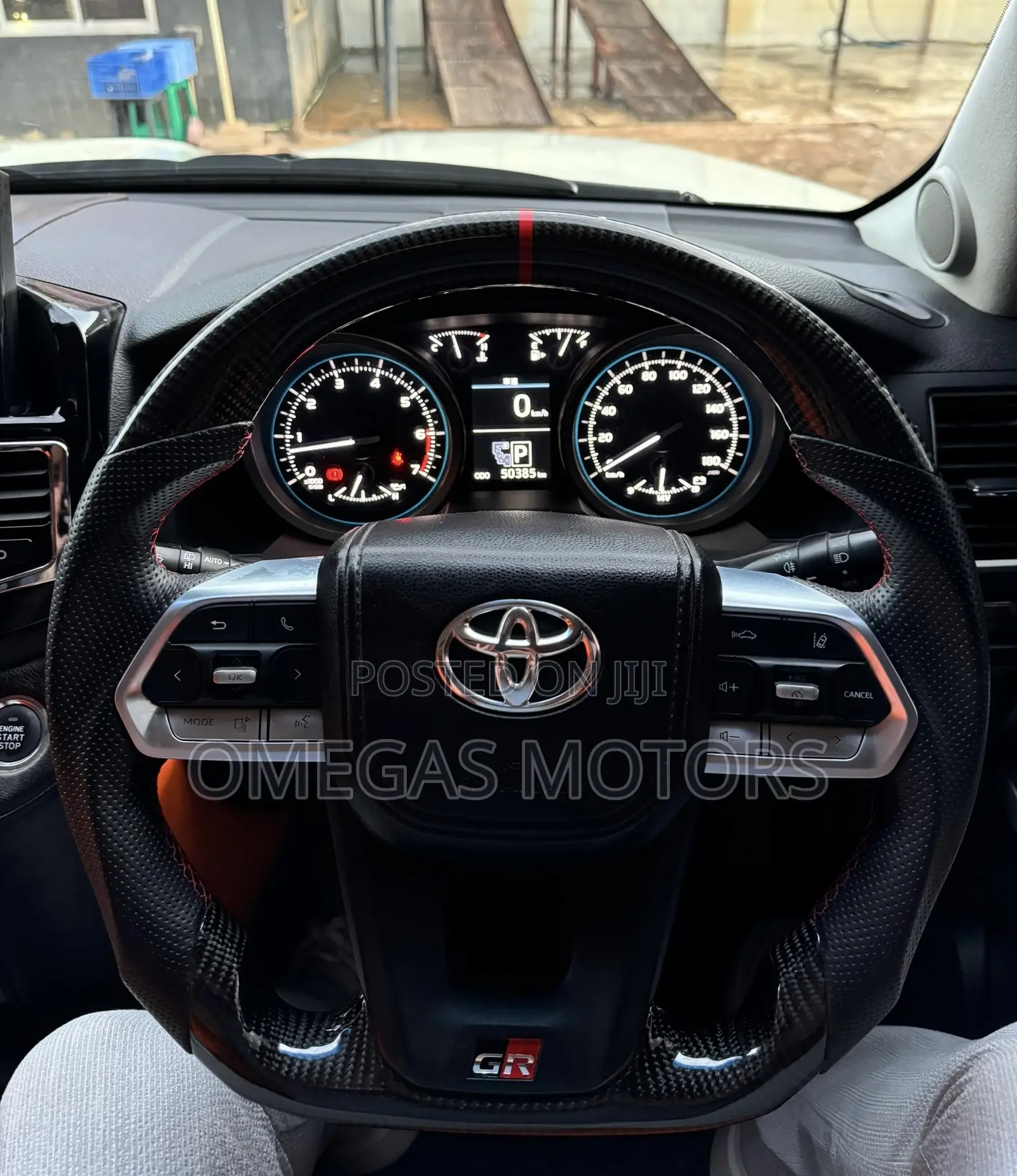 Toyota Land Cruiser 2013 White