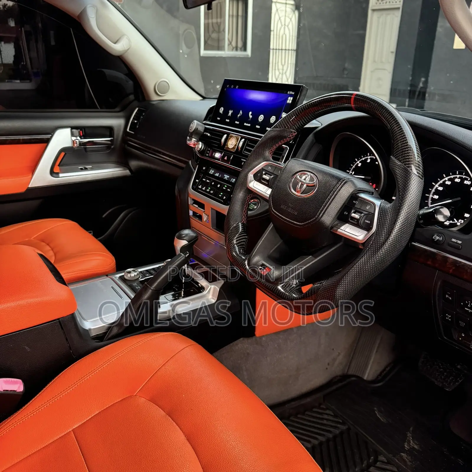 Toyota Land Cruiser 2013 White