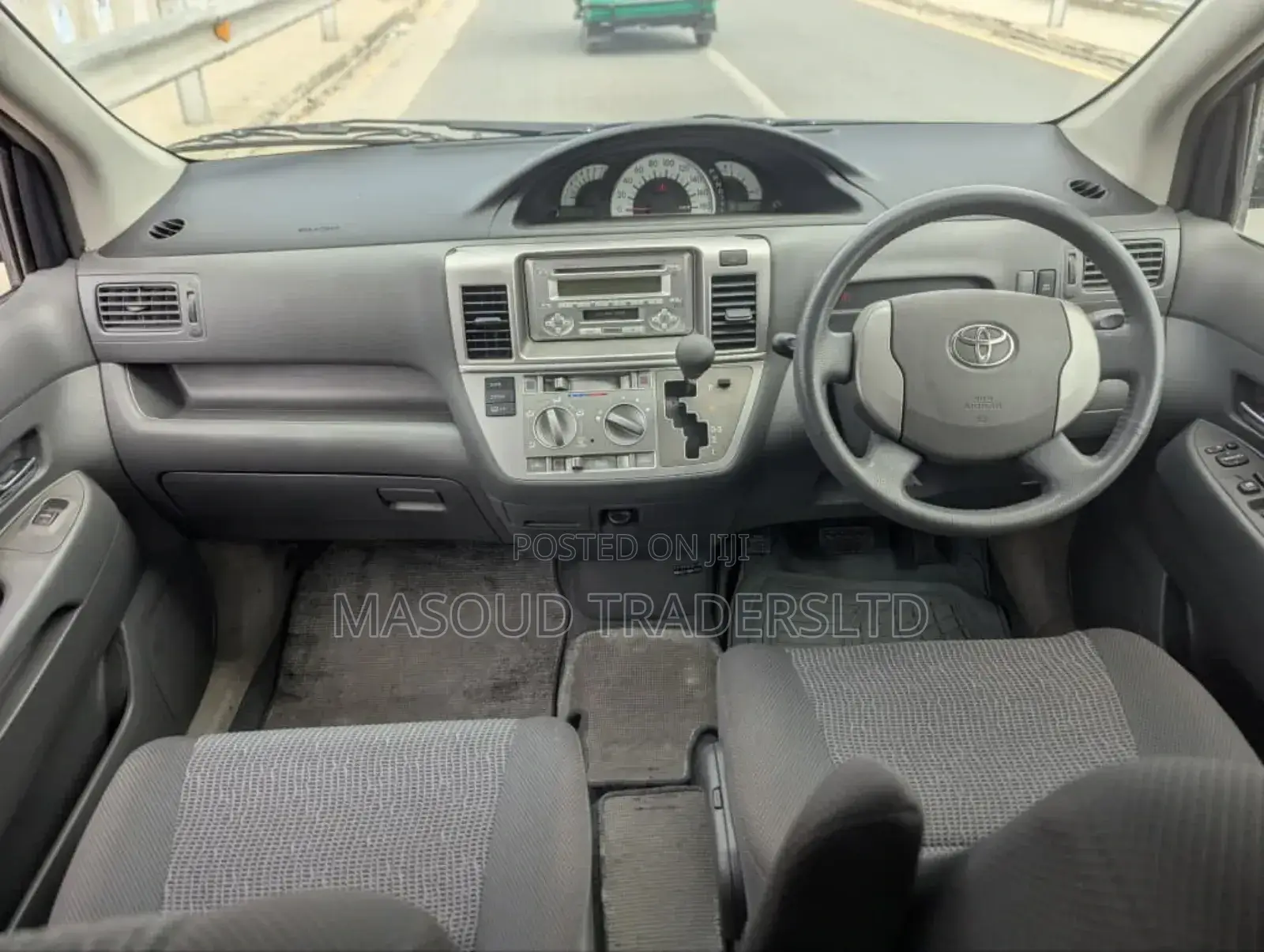 Toyota Raum 1.5 AWD 2004 Black