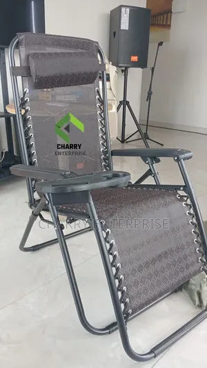 Portable and Comfortable Folding Chair Classic Design Kiti Cha Kukunja
