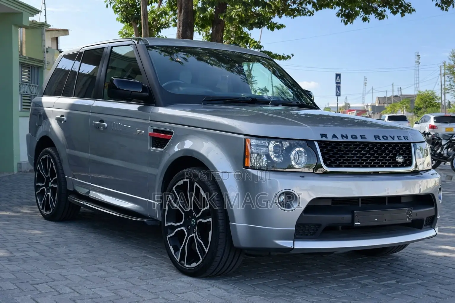 Land Rover Range Rover 2012 Gray