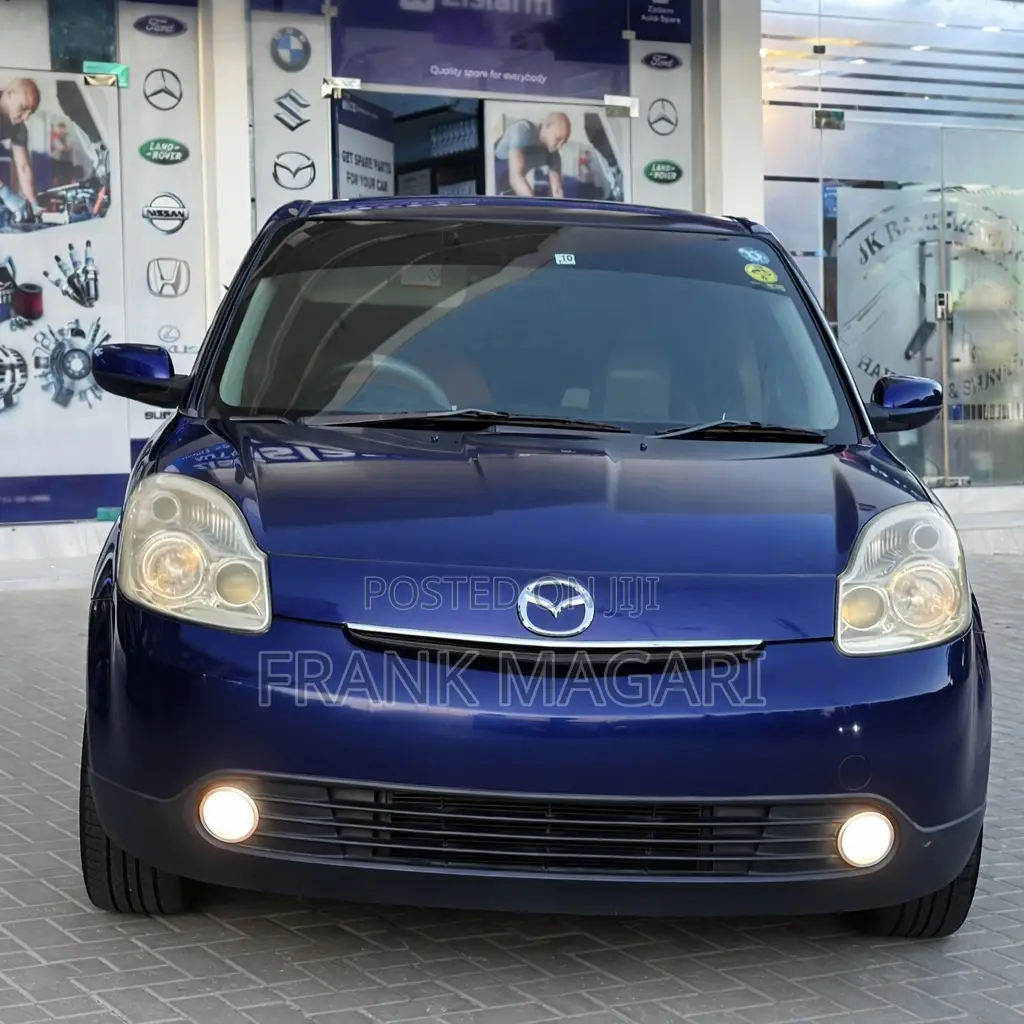 Mazda Verisa 2005 Blue