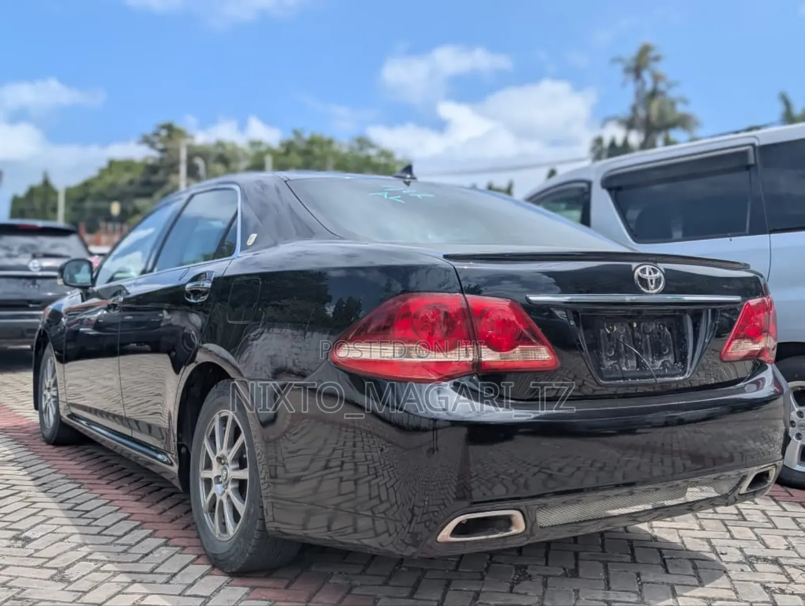Toyota Crown 2009 Black