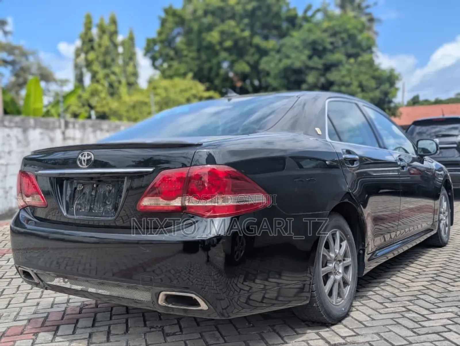 Toyota Crown 2009 Black