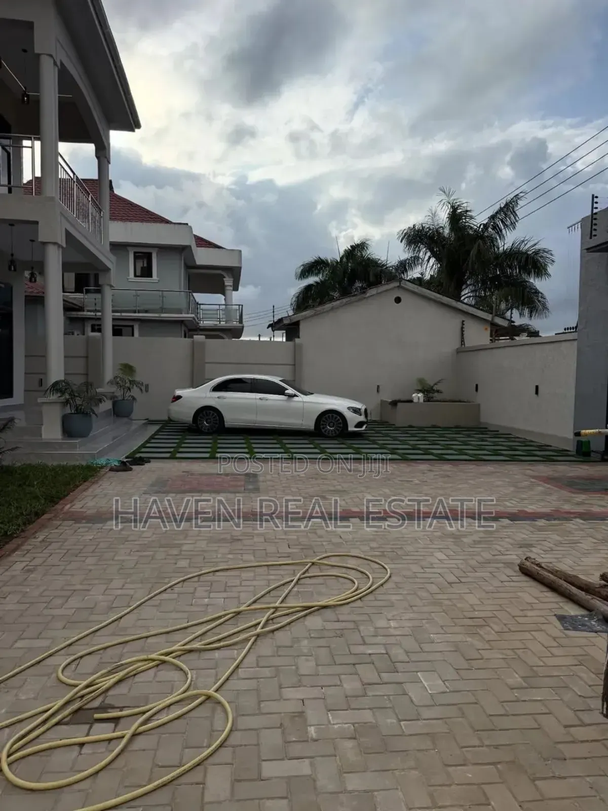 Furnished 4bdrm House in Bunju for sale