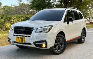 Subaru Forester 2017 White