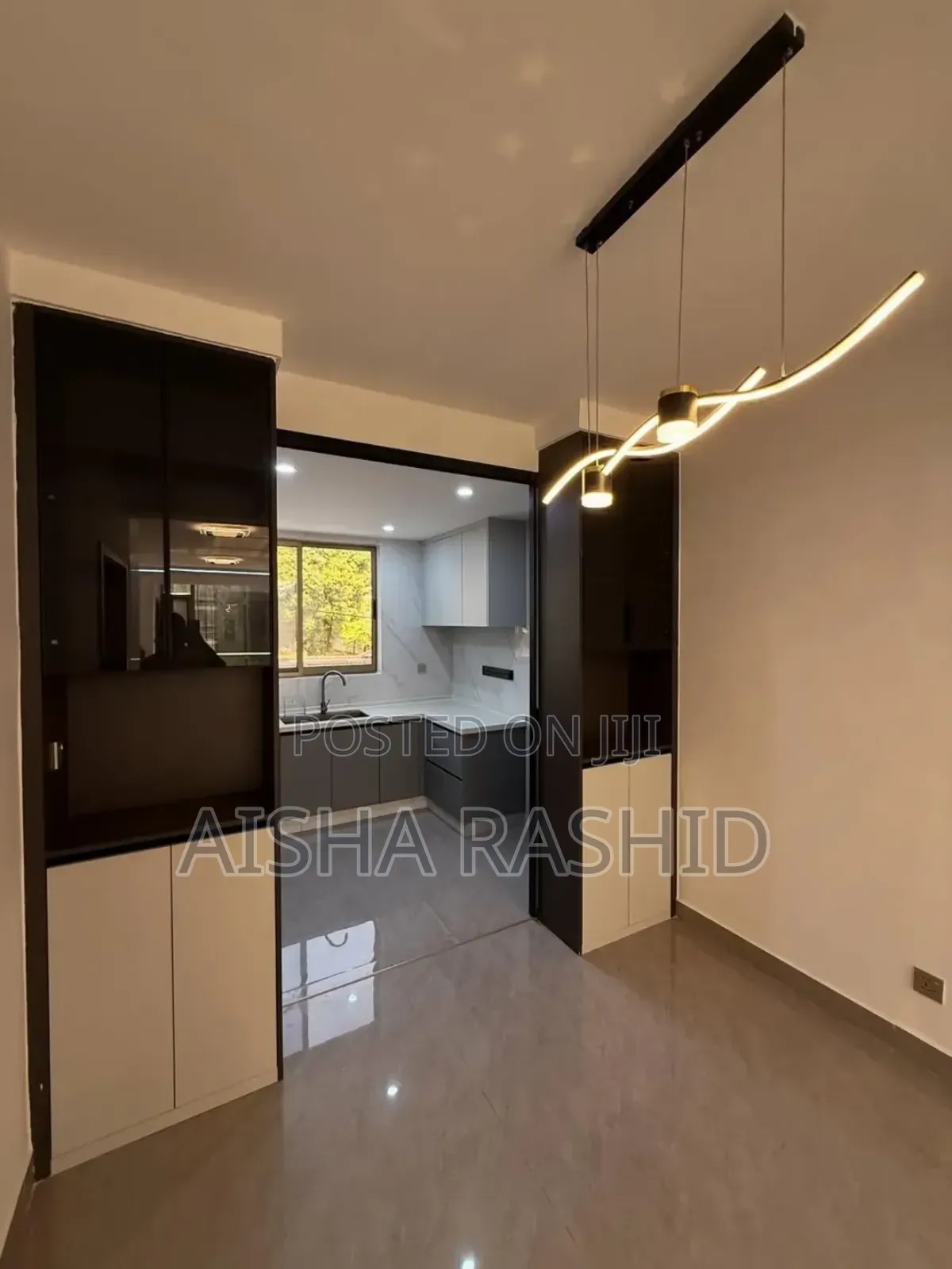 Furnished 3bdrm Apartment in Oyster Bay for sale