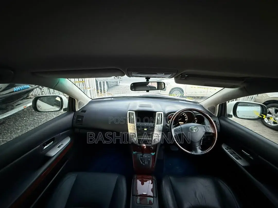 Toyota Harrier 2.4 2009 White