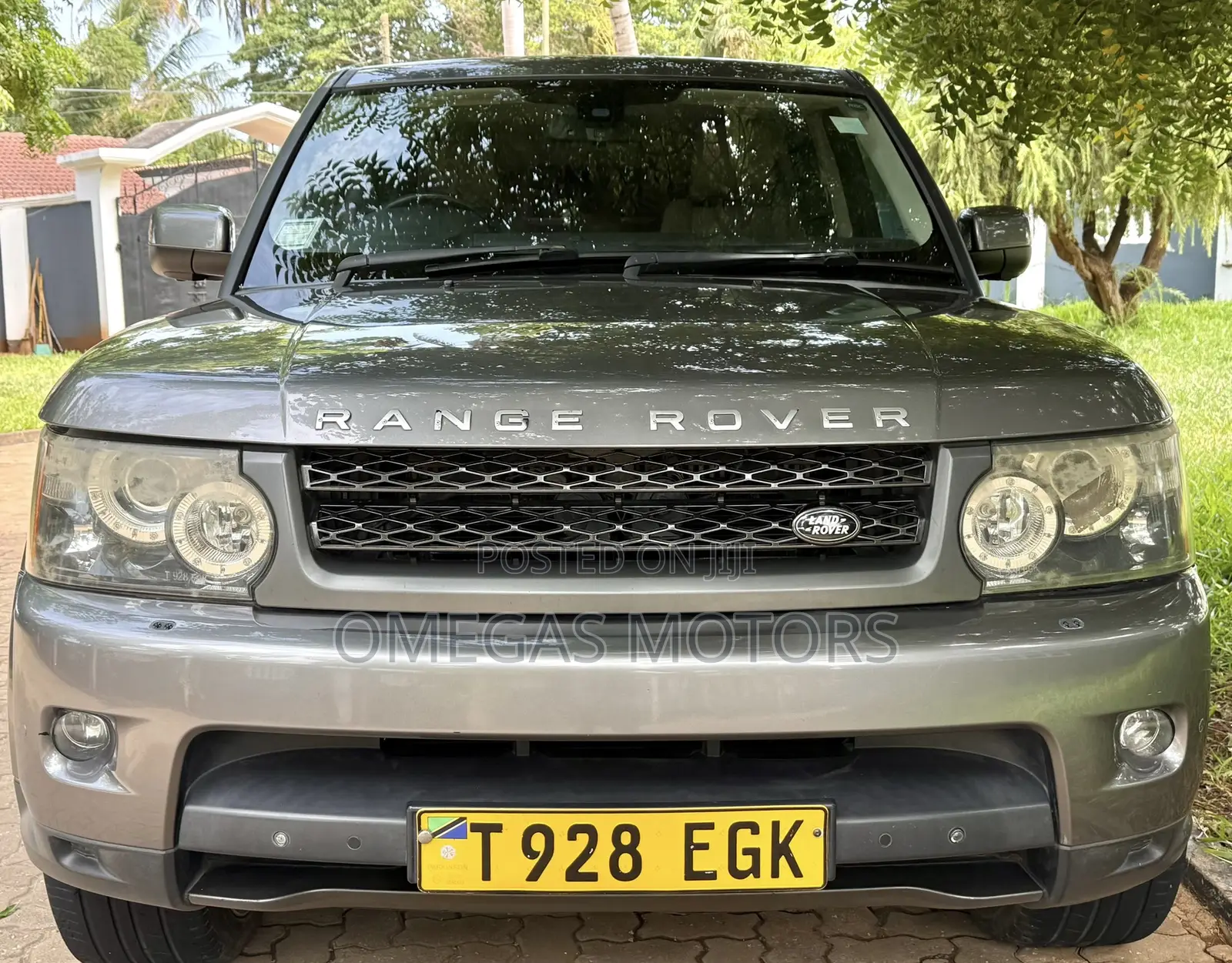 Land Rover Range Rover Sport 2010 Gray