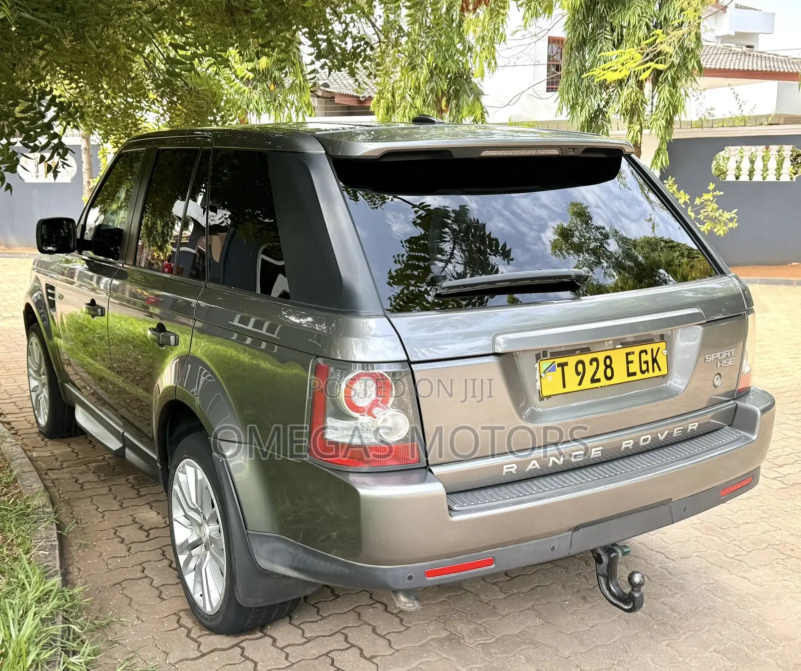 Land Rover Range Rover Sport 2010 Gray