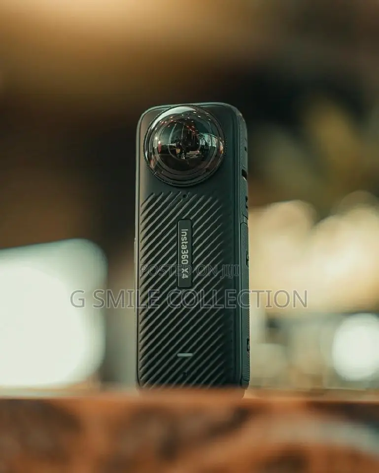 Insta360 X4