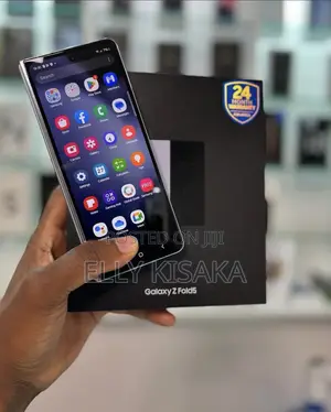New Samsung Galaxy Z Fold 5 256 GB Silver