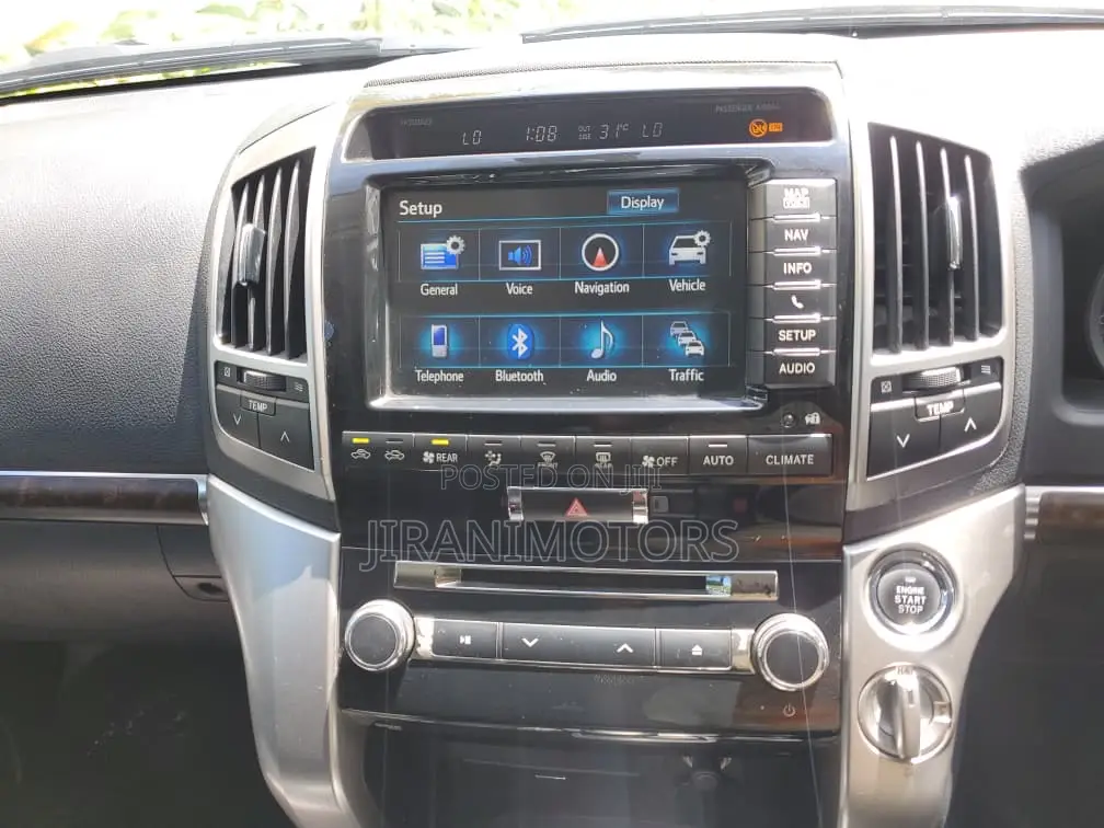 Toyota Land Cruiser 4.5 V8 VXR 2015 White