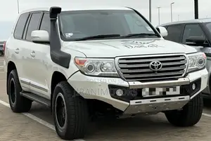 Toyota Land Cruiser 4.5 V8 VXR 2015 White