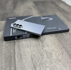 New Samsung Galaxy Z Fold7 256 GB Silver