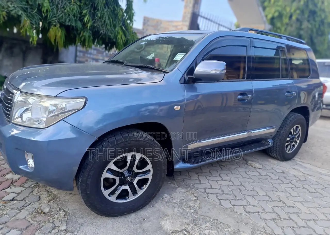 Toyota Land Cruiser 2009 Blue