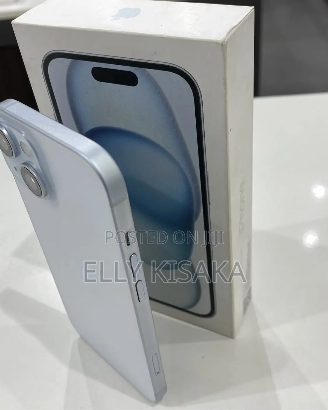 New Apple iPhone 15 128 GB White