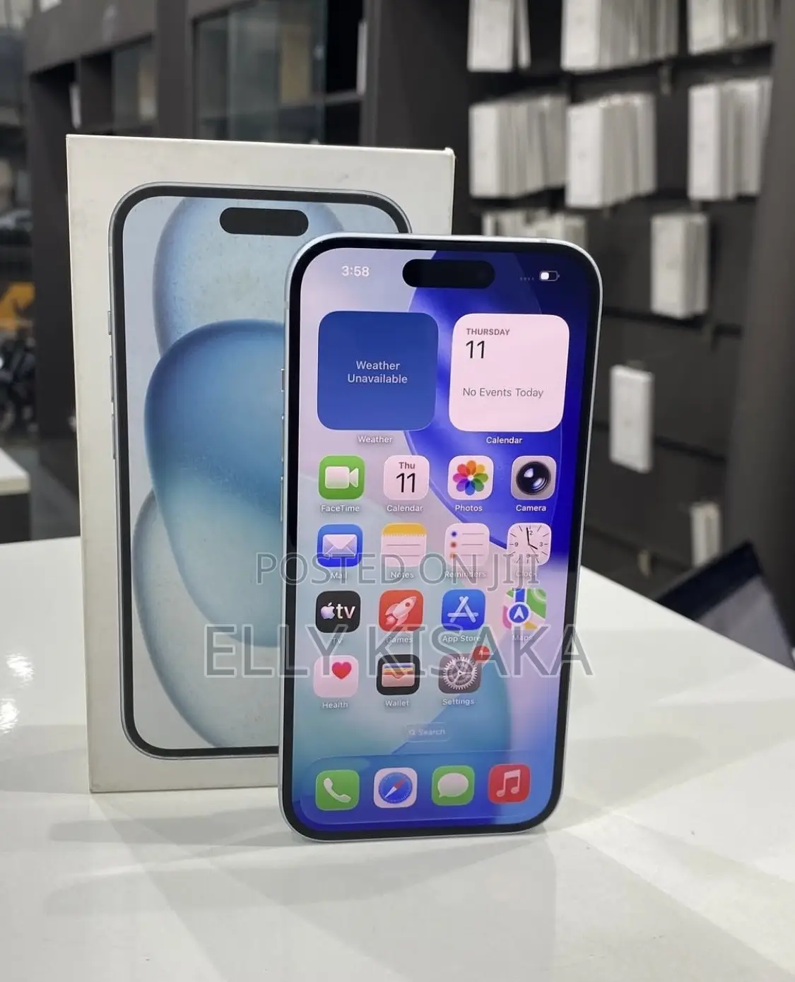 New Apple iPhone 15 128 GB White