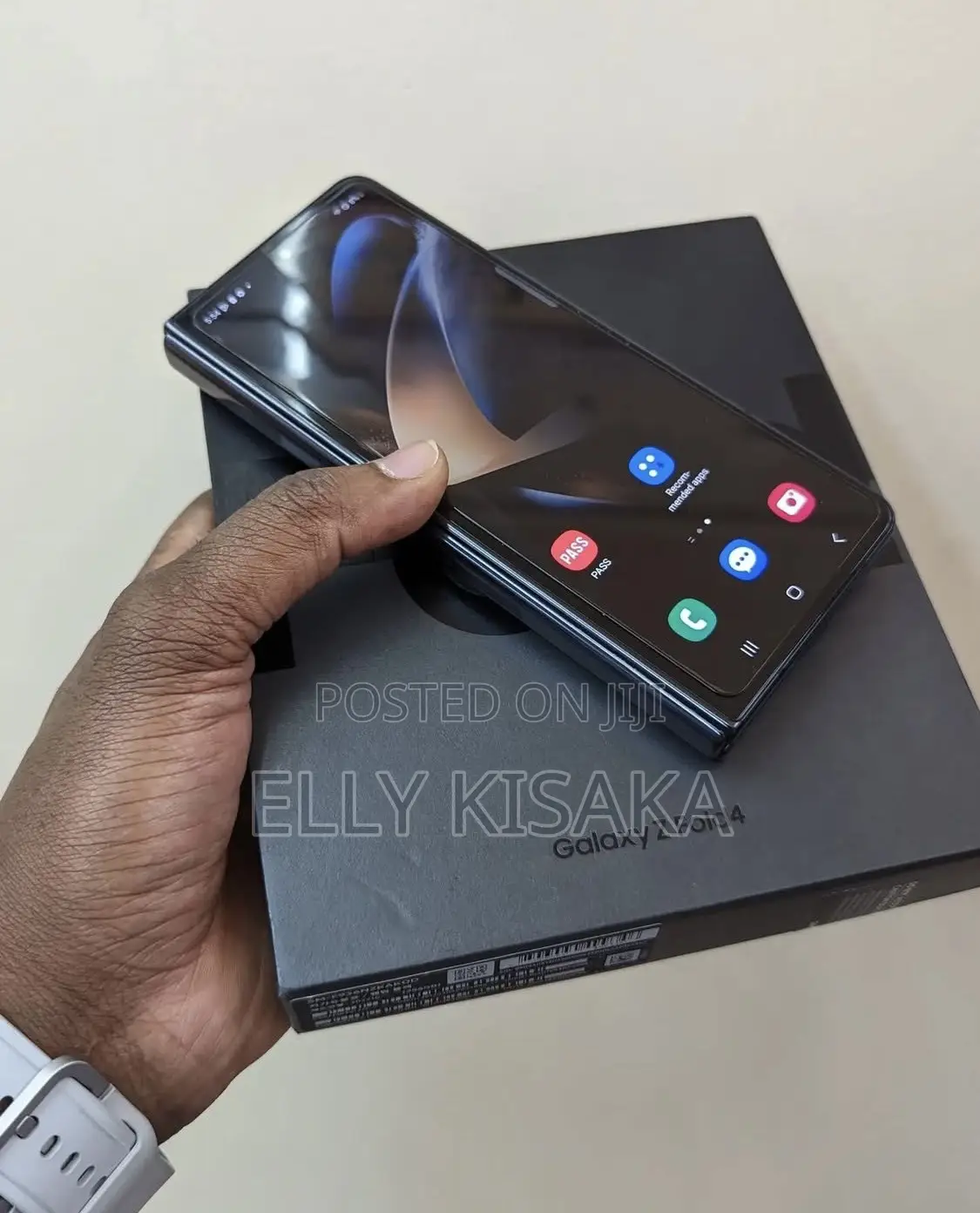 New Samsung Galaxy Z Fold4 256 GB Black