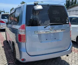 Toyota Noah 2008 Blue