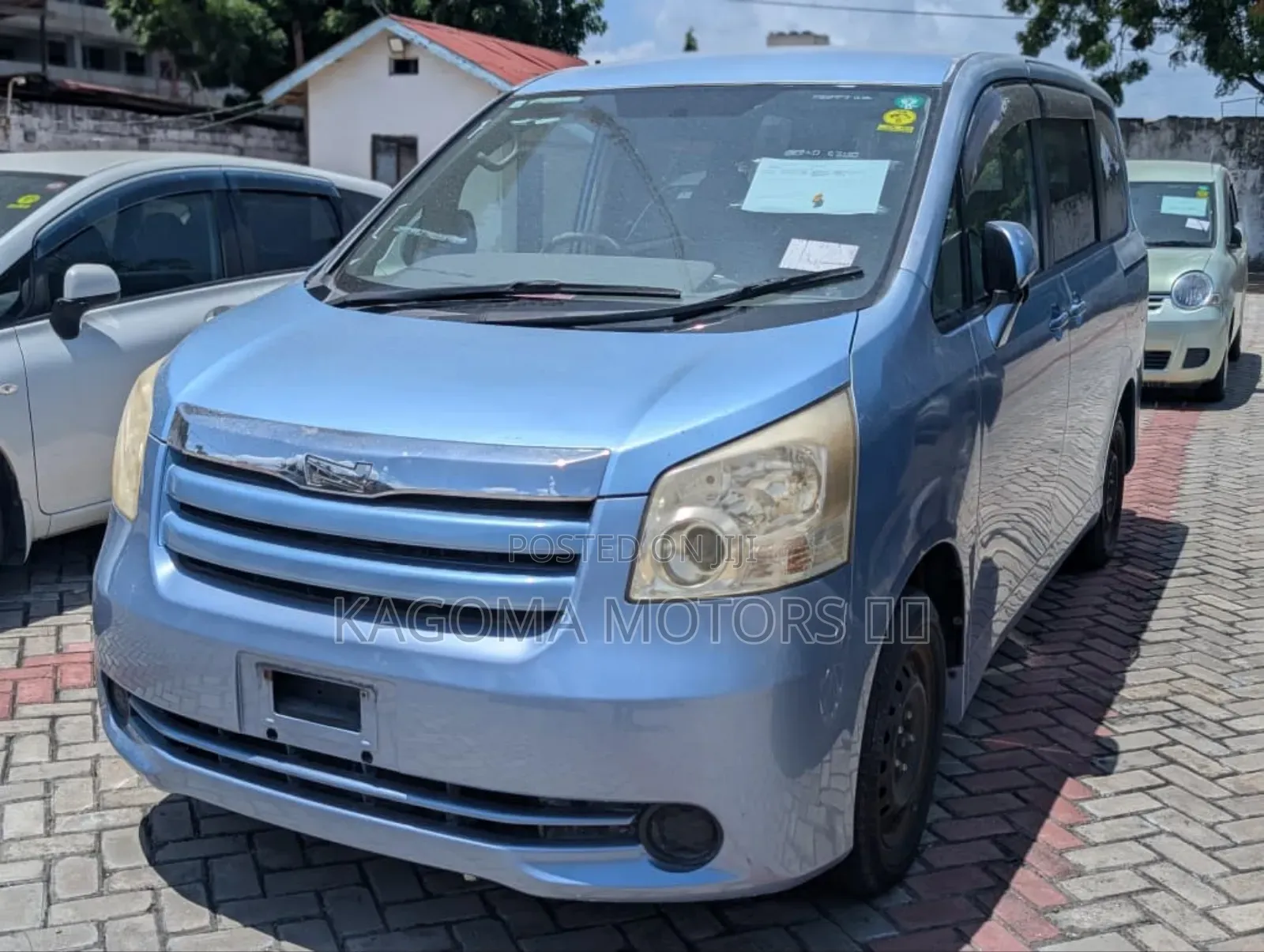 Toyota Noah 2008 Blue
