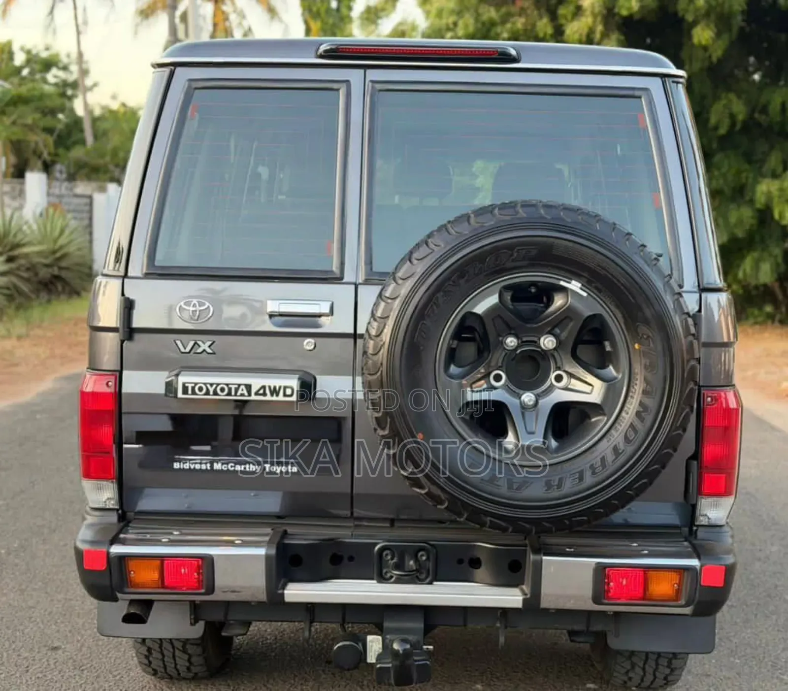 Toyota Land Cruiser 2025 Gray