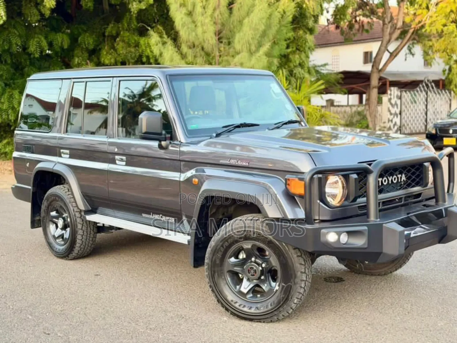 Toyota Land Cruiser 2025 Gray