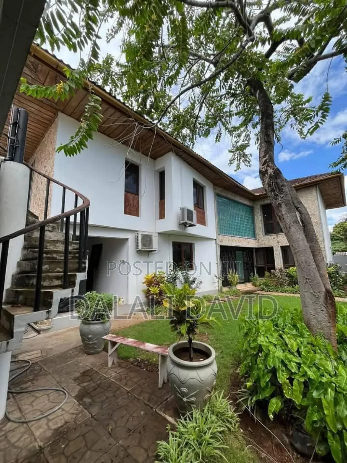 Furnished 10bdrm Bungalow in Upanga for rent
