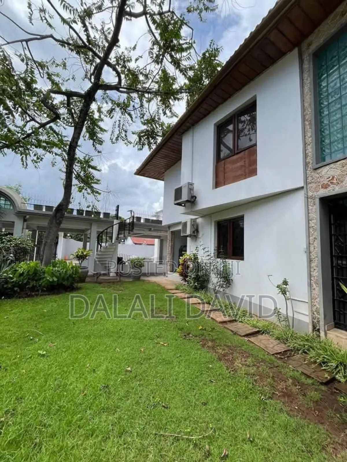 Furnished 10bdrm Bungalow in Upanga for rent