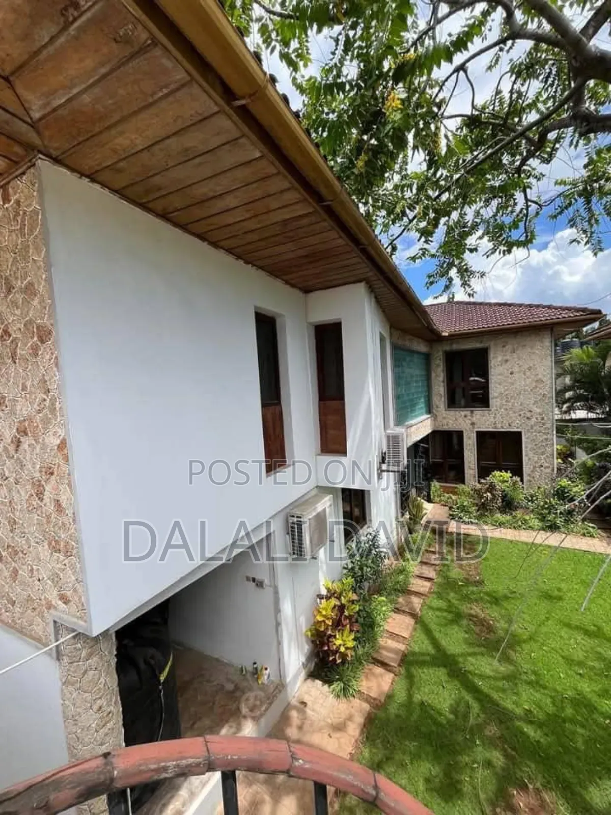 Furnished 10bdrm Bungalow in Upanga for rent