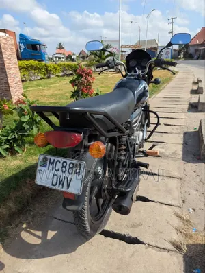 Bajaj Boxer 125 2025 Black