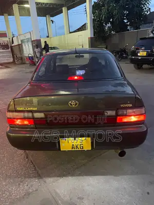 Toyota Corolla 1999