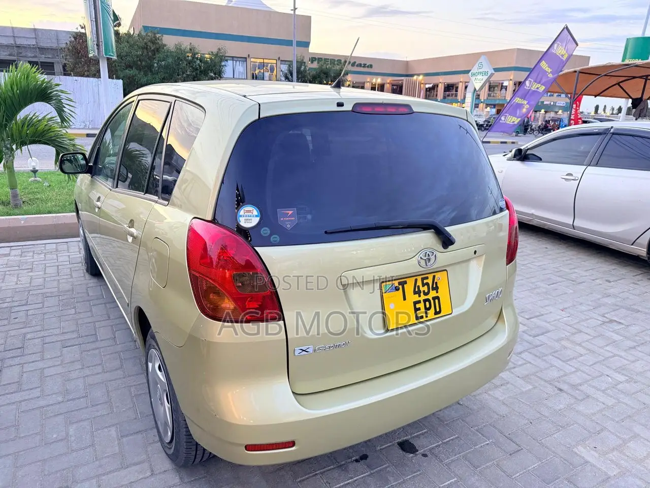 Toyota Corolla Spacio 1.5 X 2001 Gold