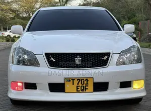Toyota Crown 2006 White