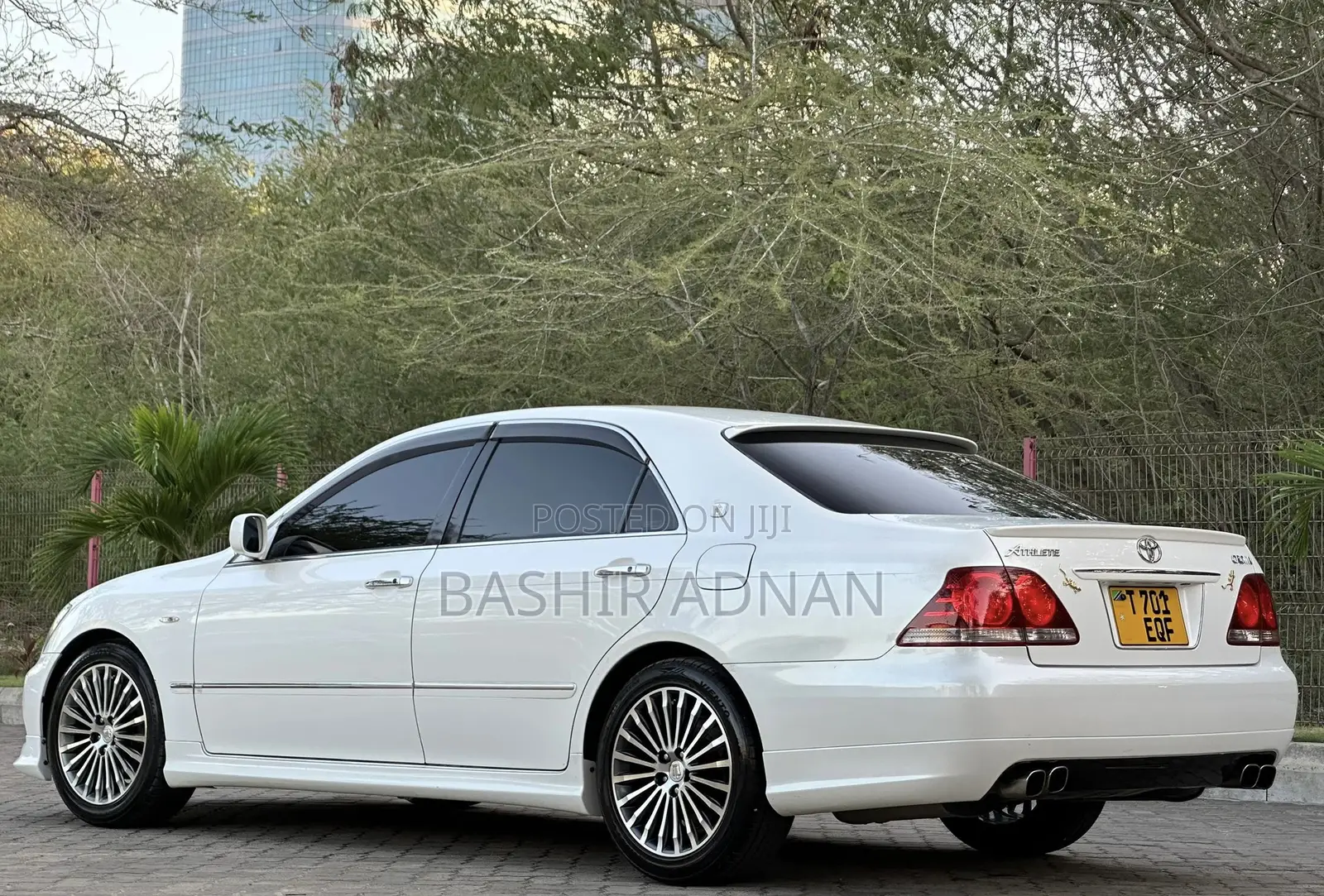 Toyota Crown 2006 White