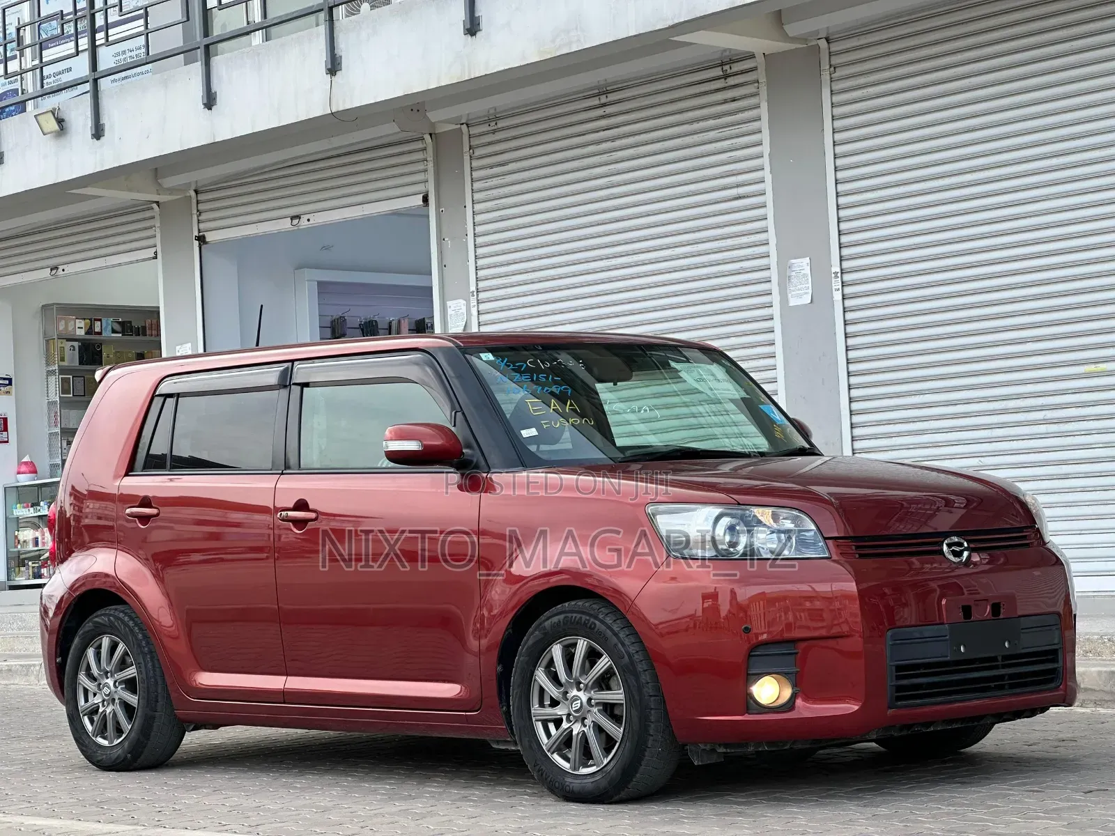 Toyota Corolla Rumion 2010 Red