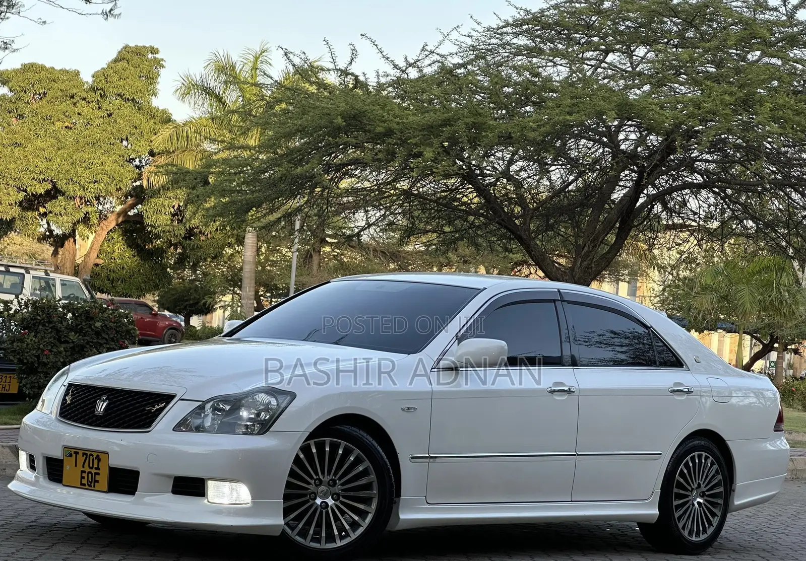 Toyota Crown 2006 White