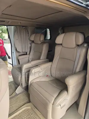 Toyota Alphard 2014 White