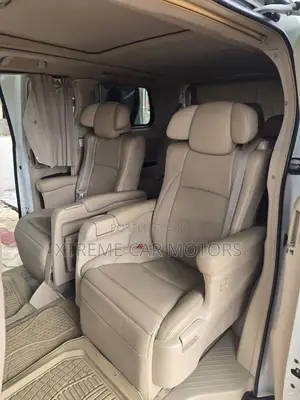Toyota Alphard 2014 White