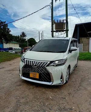 Toyota Alphard 2014 White