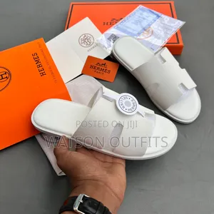 Men's Leather Sandals in Hermes Branded