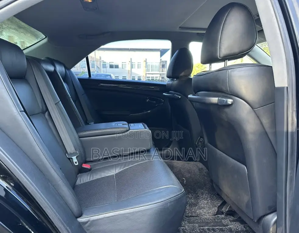 Toyota Crown 2006 Matt Black