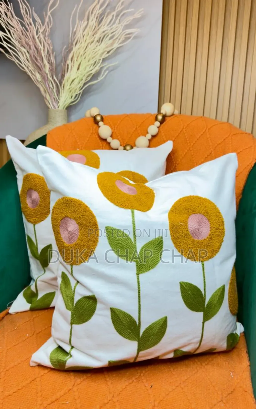Mito Ya Sofa Nzuriiii