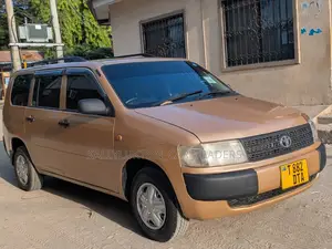 Toyota Probox 2005 Gold