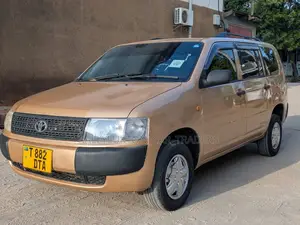 Toyota Probox 2005 Gold